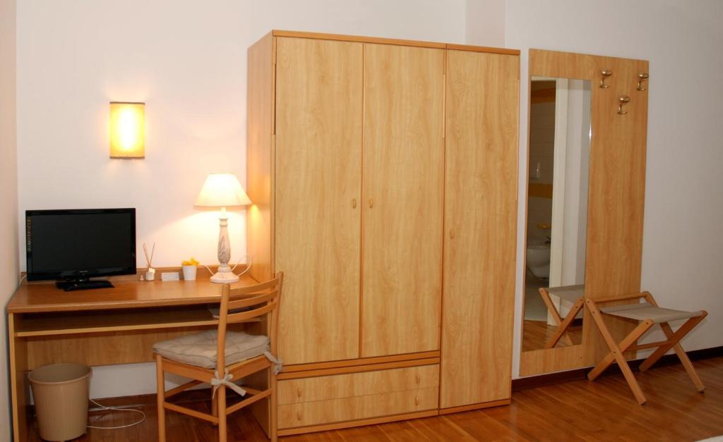 Albergo Centrale Santo Stefano Di Cadore Ruang foto